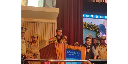 लखनऊ में शुभांशु शुक्ला ने बच्चों को दिया 2040 मून लैंडिंग का मंत्र